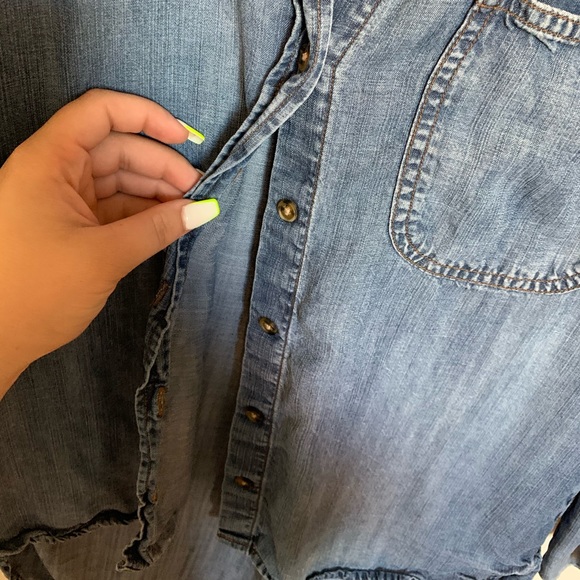 Cloth & Stone Denim Button Up - Picture 3 of 4